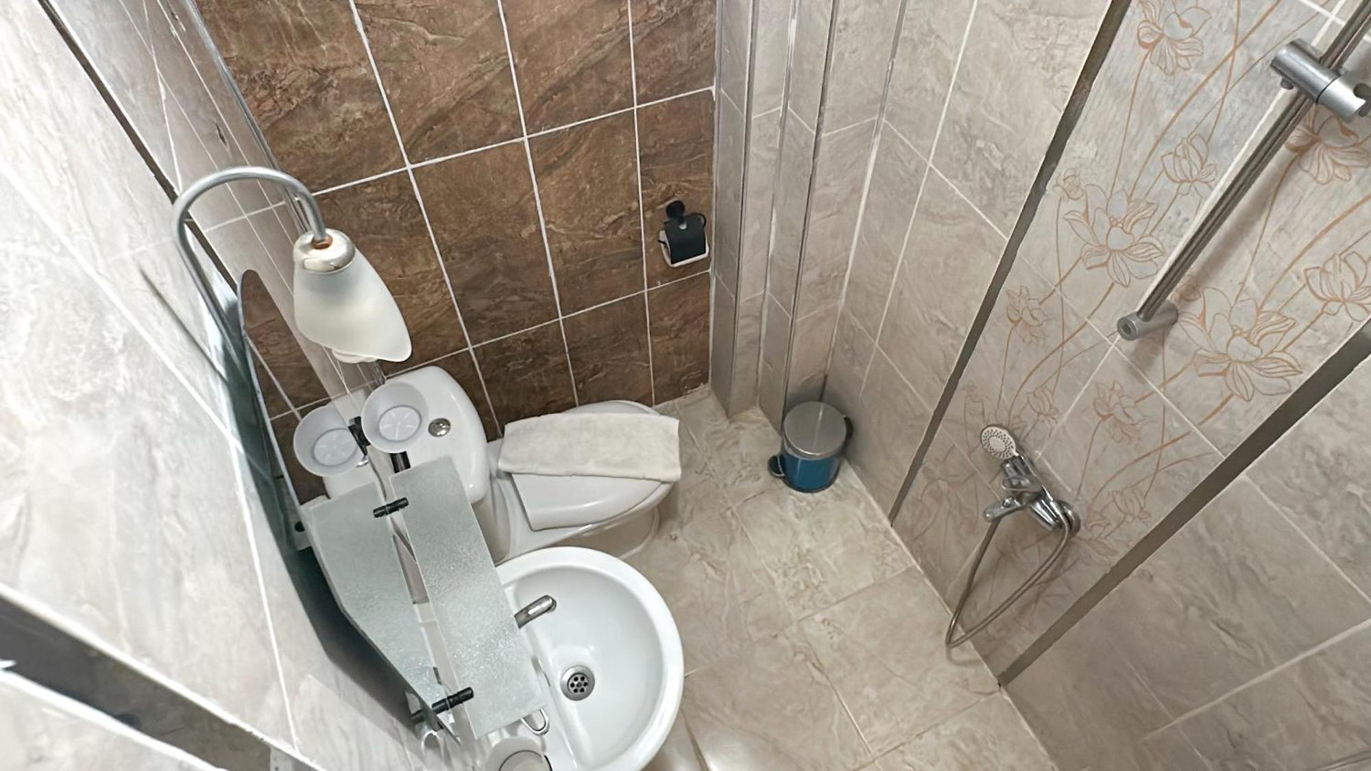 מרמריס Reis Beach Hotel מראה חיצוני תמונה